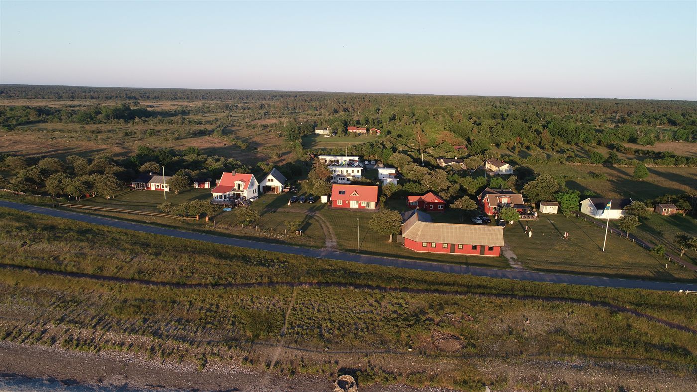 Byxelkrok by och hamn vid Ölands kust
